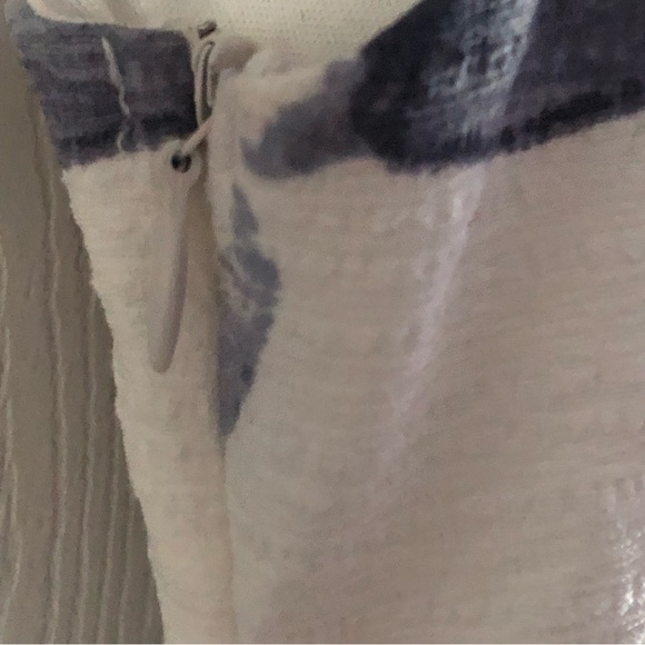 Wedding guest floral deep v neckline dress. Size small. - Picture 9 of 14